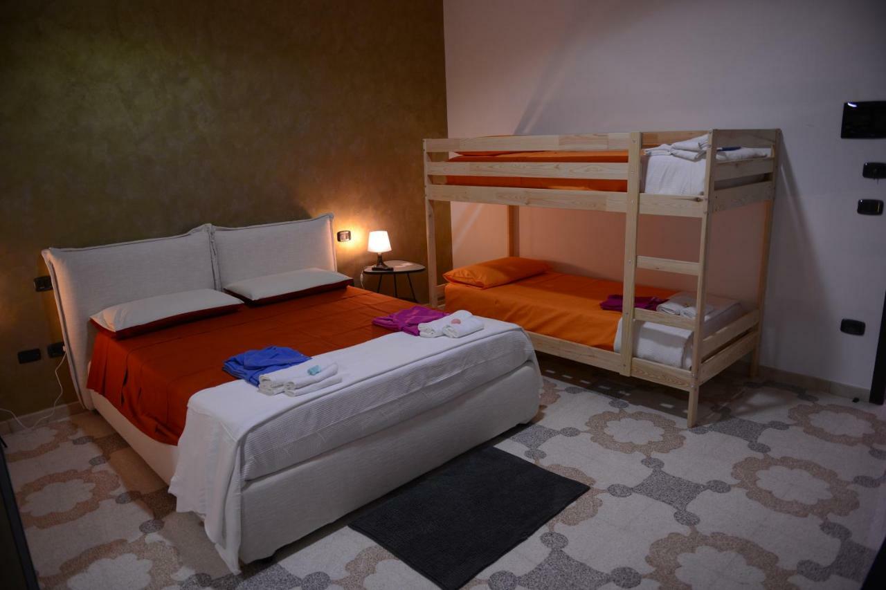 Bed & Breakfast "Mazzini" Leverano Exterior foto